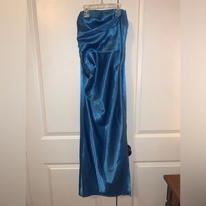 Hello Molly strapless midi cocktail dress